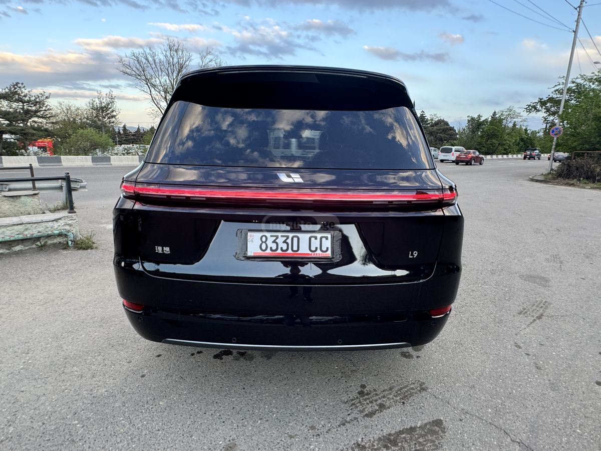 Lixiang I9 