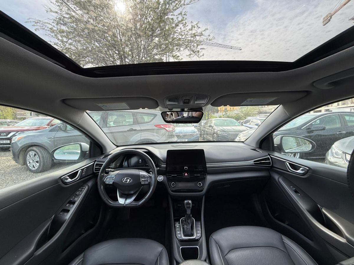Hyundai Ioniq