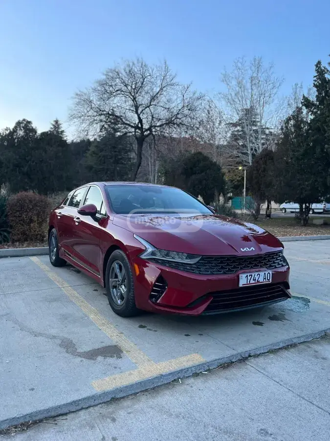 Kia K5