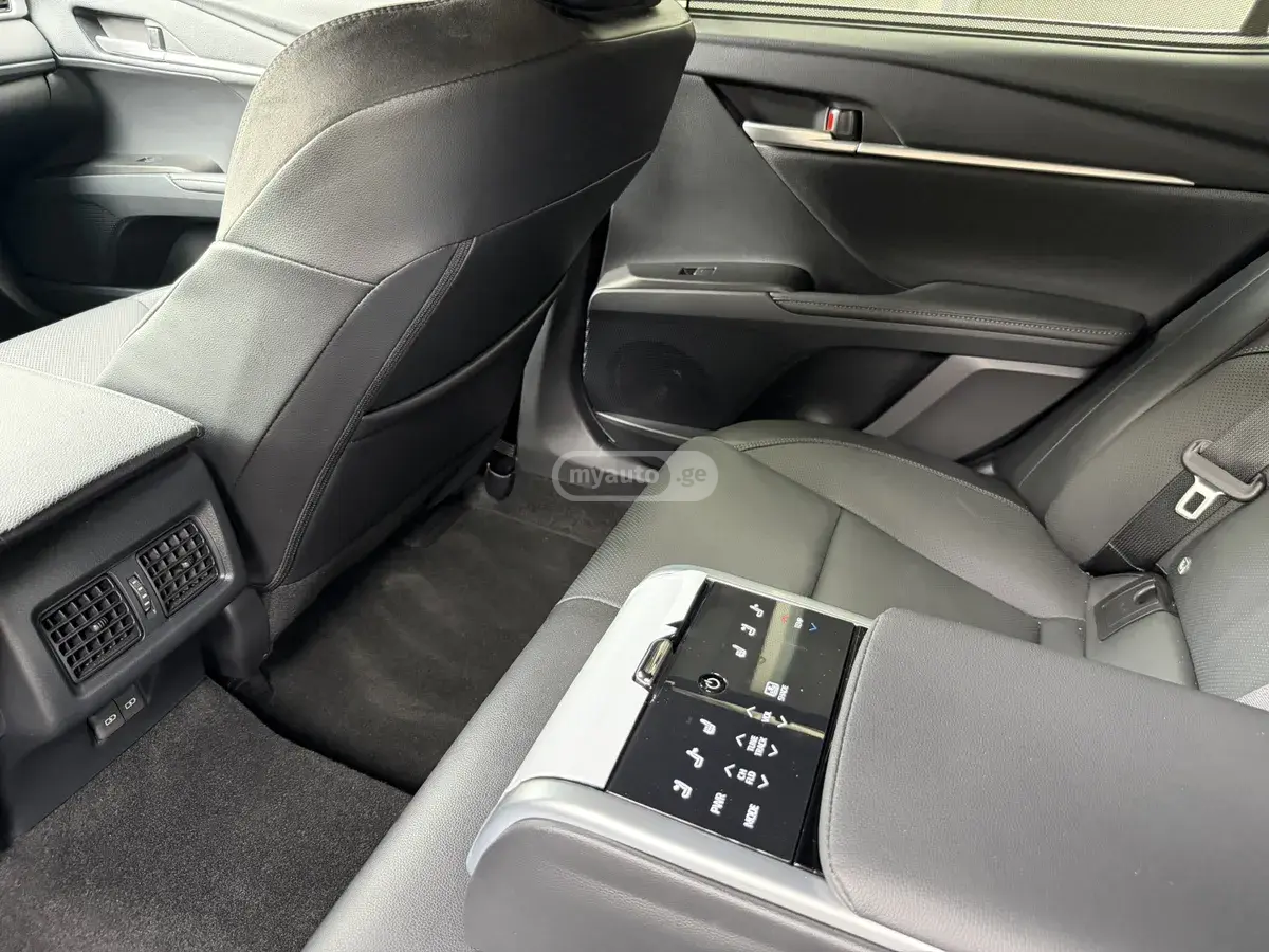 Toyota Camry, миниатюра 6