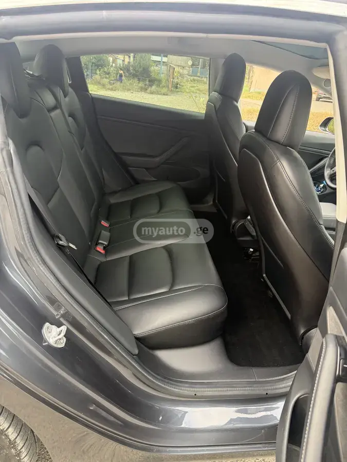 Tesla Model 3, миниатюра 8