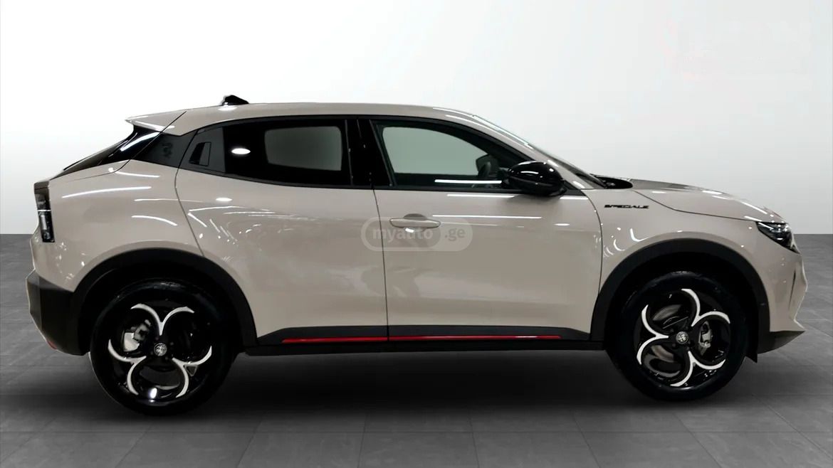Alfa Romeo Junior