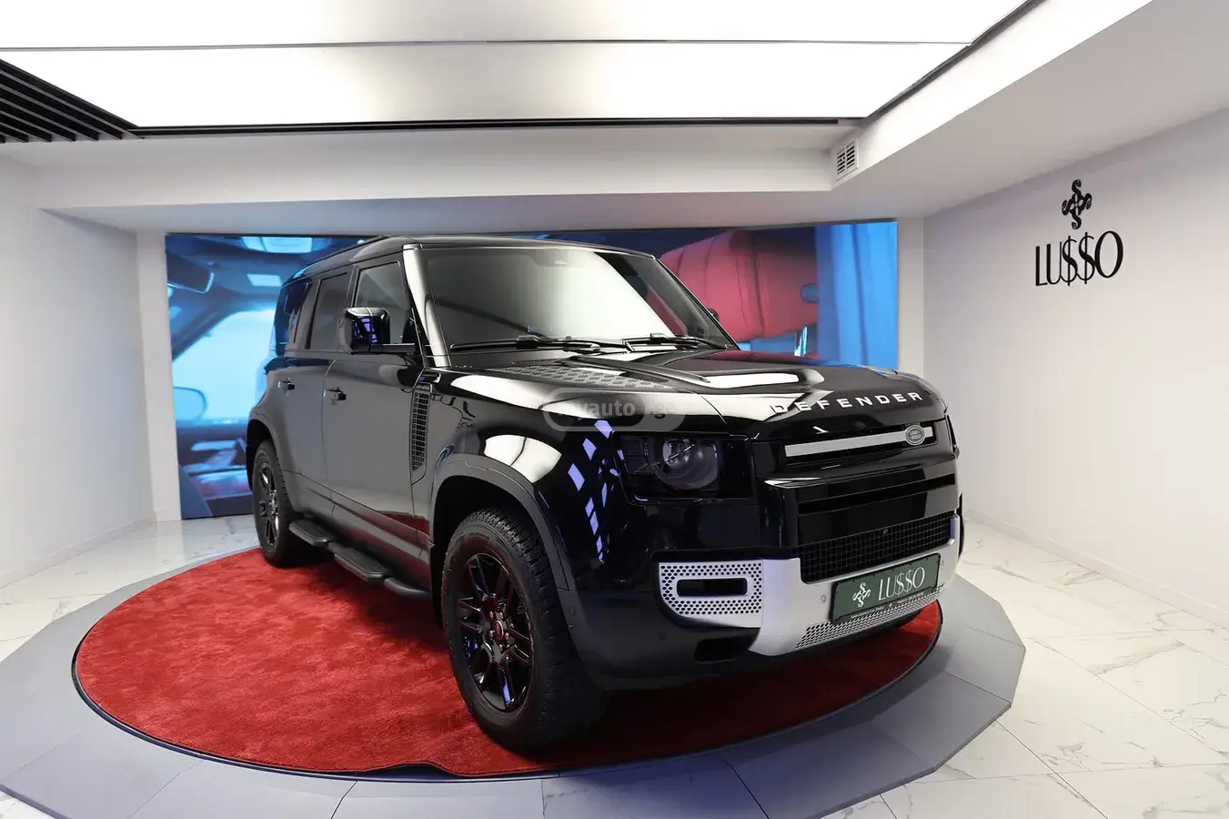 Land Rover Defender 110 