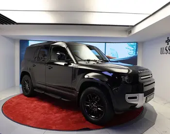 Land Rover Defender 110 