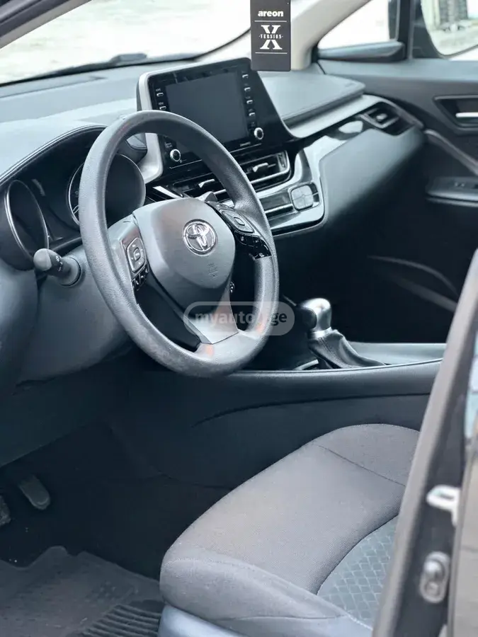 Toyota C-HR, миниатюра 6
