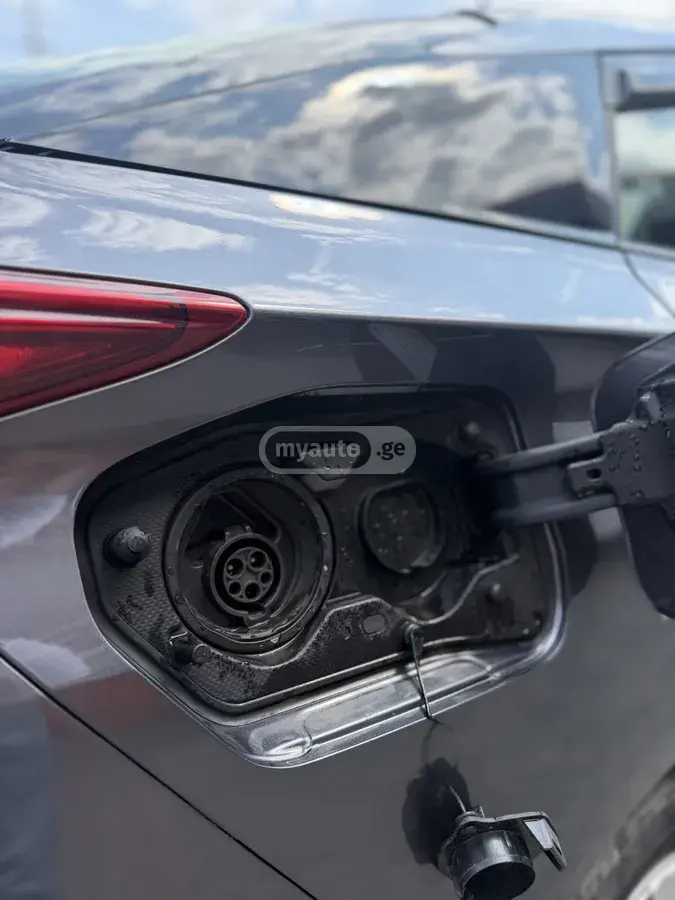 Toyota Prius, миниатюра 13