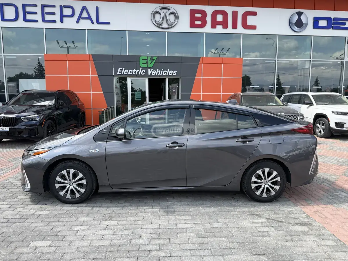 Toyota Prius, миниатюра 3