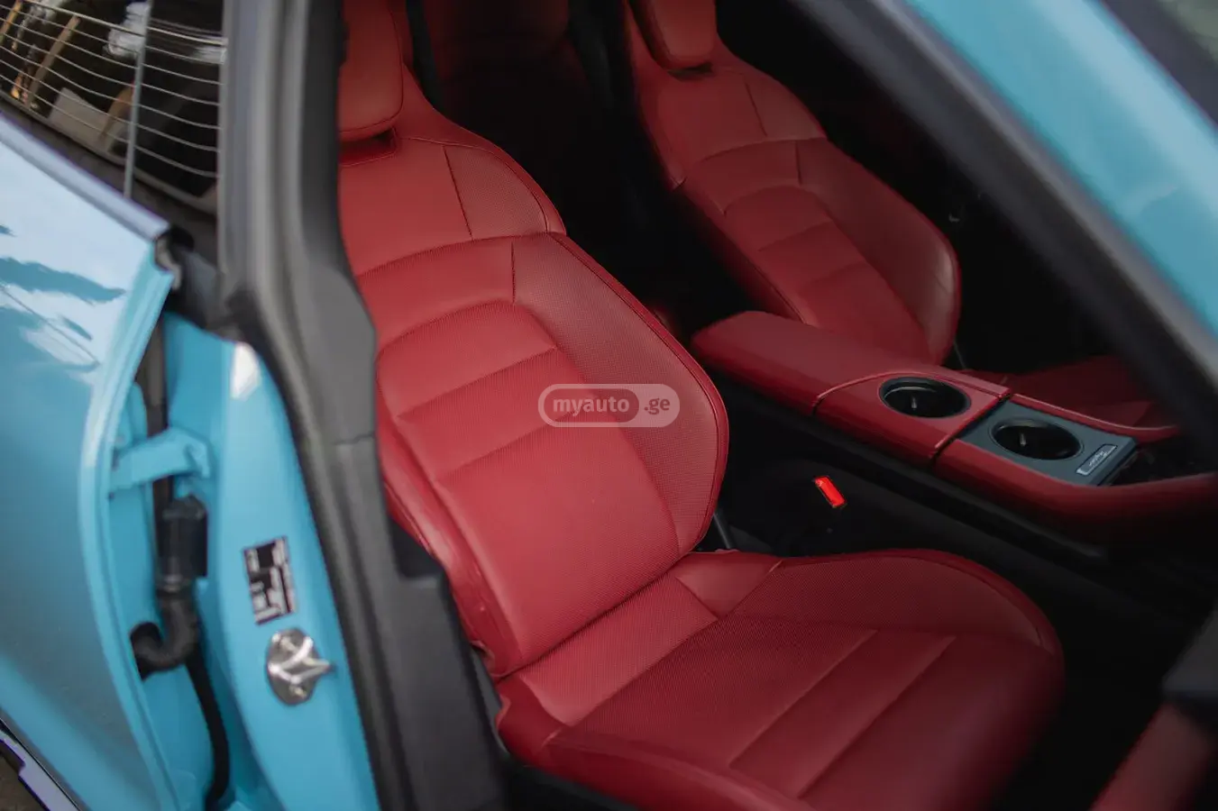 Porsche Taycan 4 S, миниатюра 6