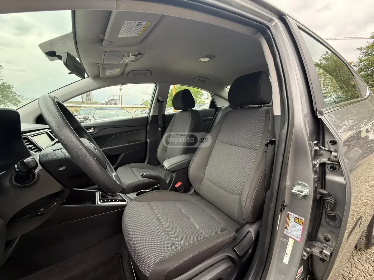 Hyundai Accent 