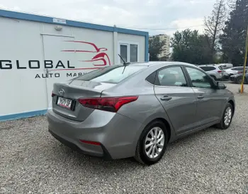 Hyundai Accent SEL