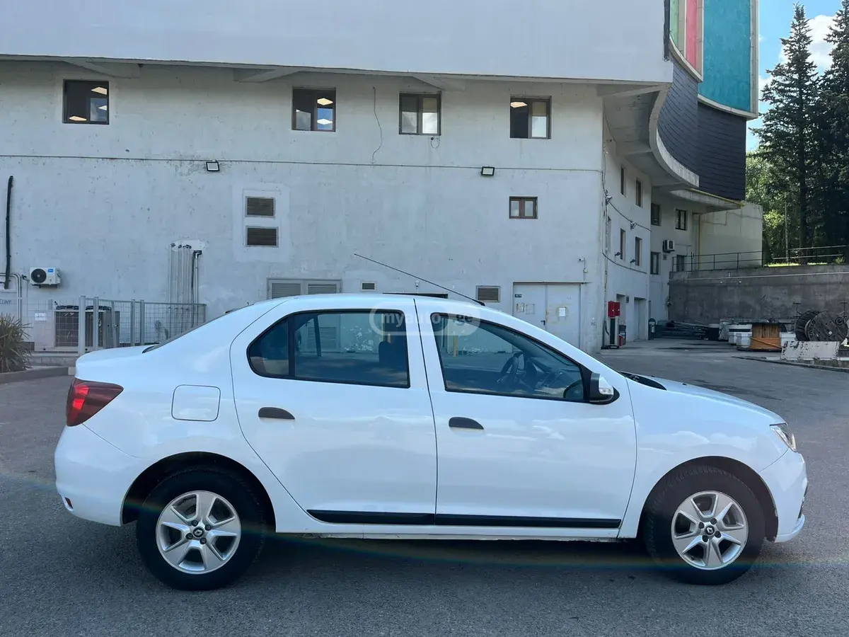 Renault Logan
