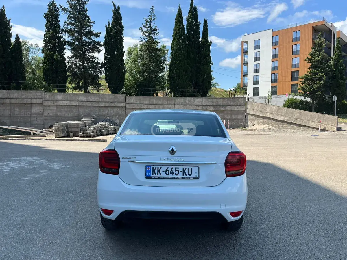 Renault Logan