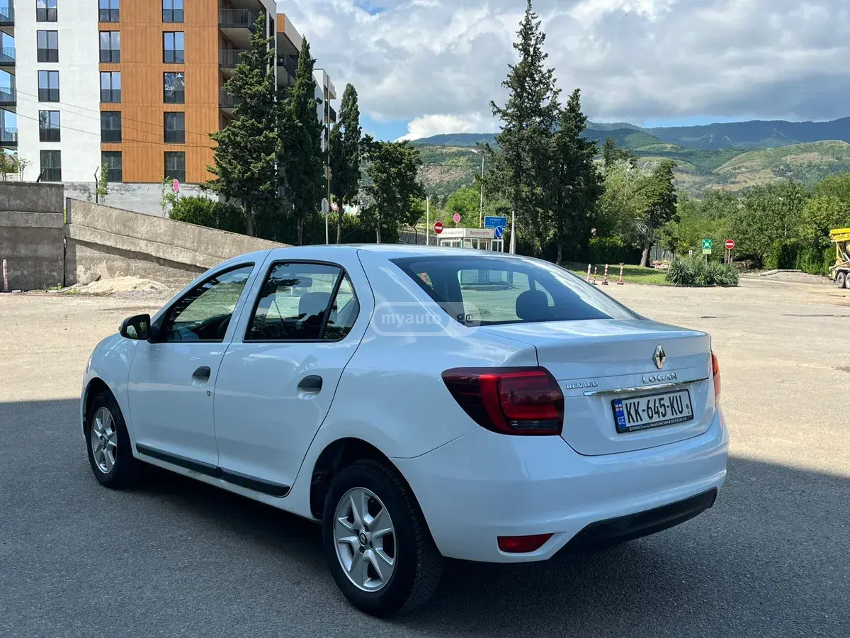 Renault Logan