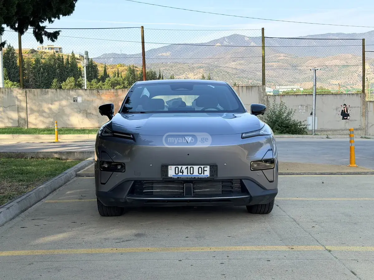 Changan Deepal Dark Blue S05 