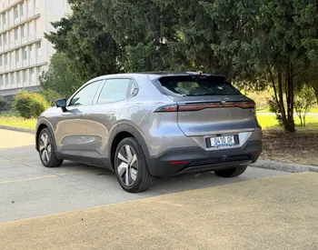 Changan Deepal Dark Blue S05 