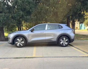 Changan Deepal Dark Blue S05 