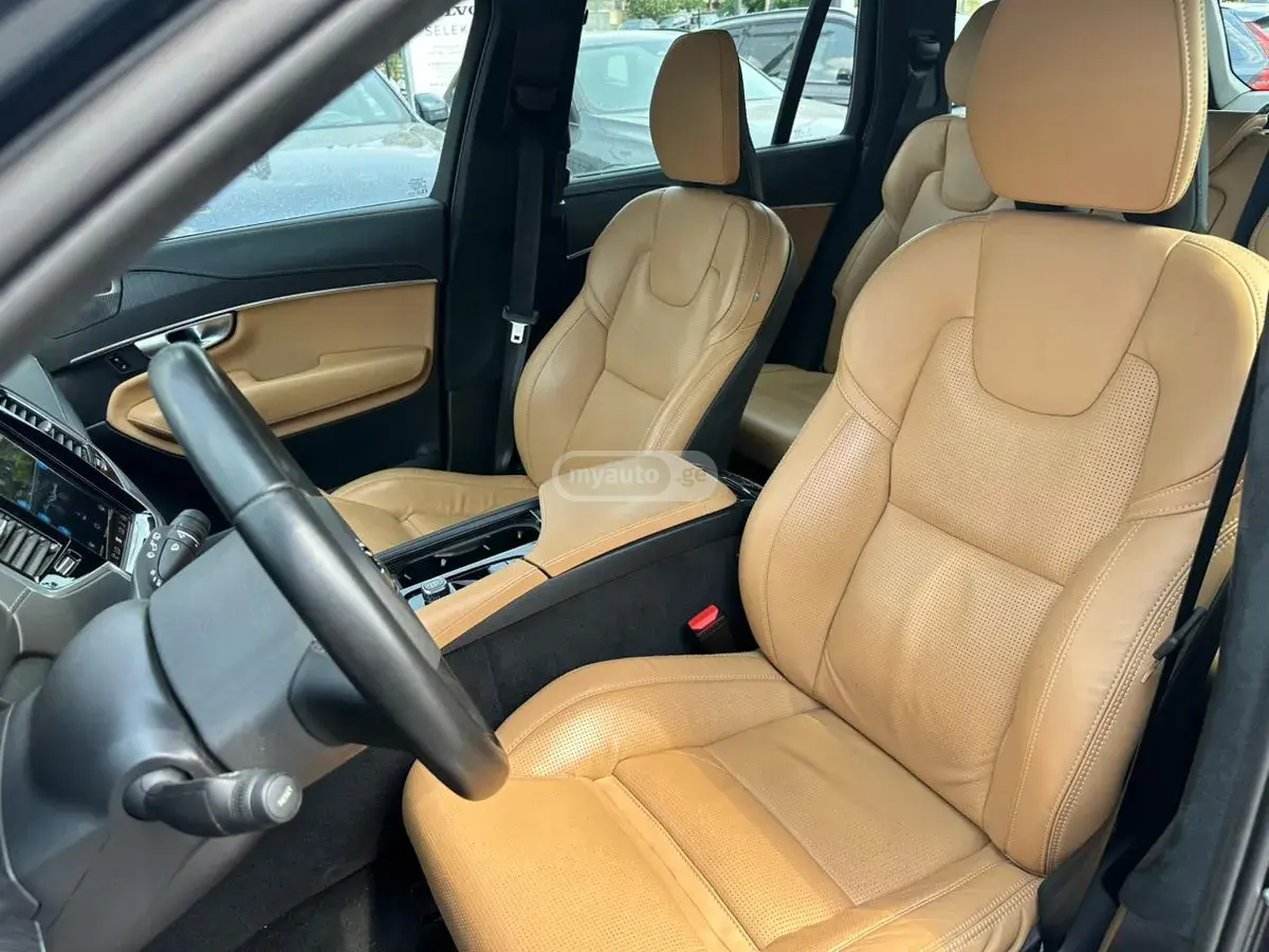 Volvo XC 90 