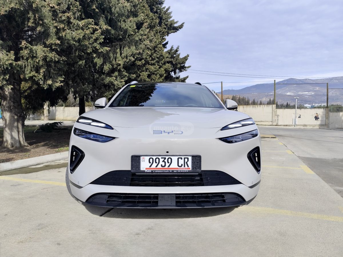 BYD Sealion 06 