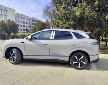 BYD Sealion 06 