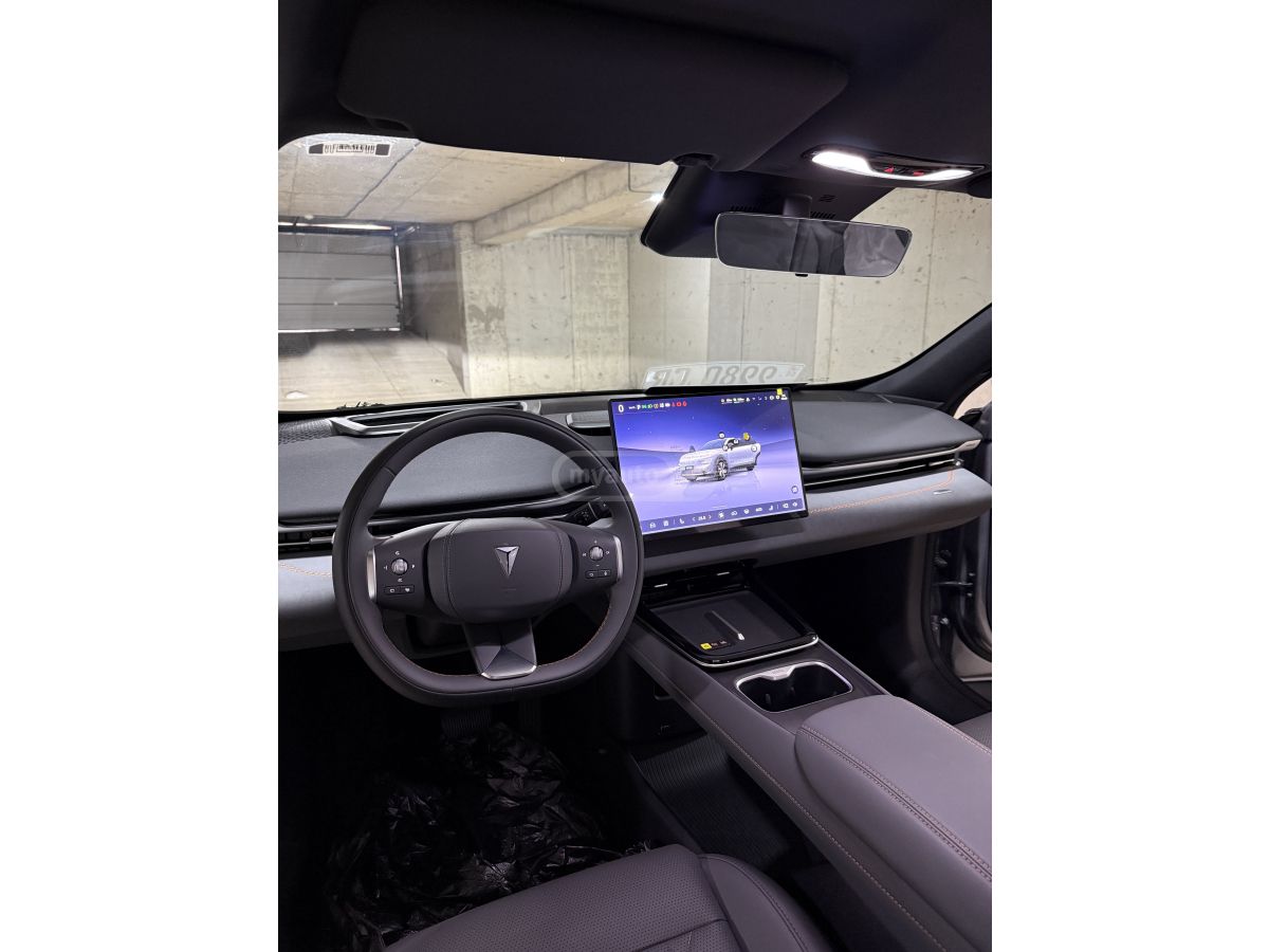 Changan Deepal Dark Blue S05
