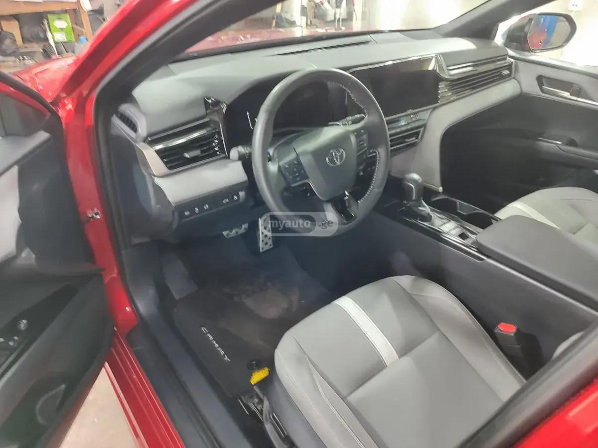 Toyota Camry 