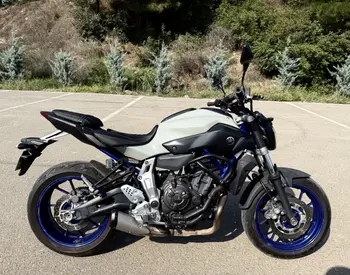 Yamaha MT-07 (FZ-07)