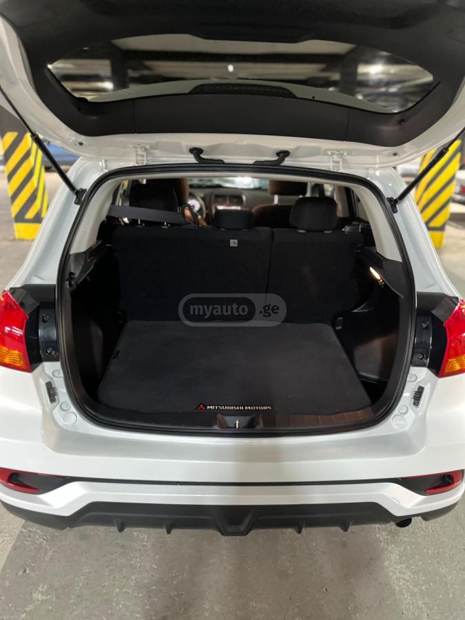 Mitsubishi Outlander Sport