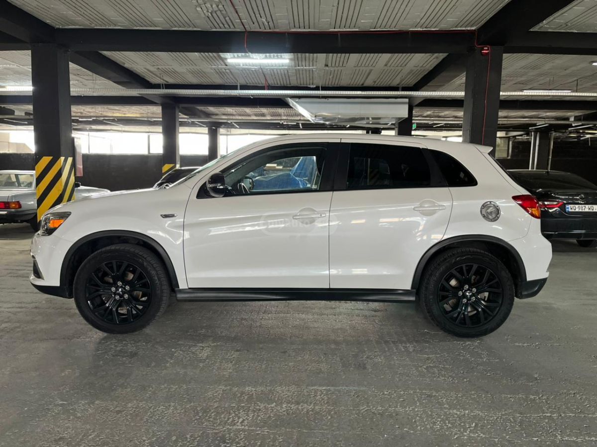 Mitsubishi Outlander Sport