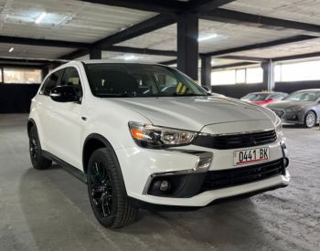 Mitsubishi Outlander Sport 