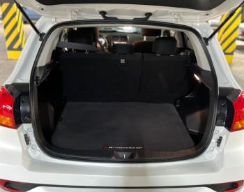 Mitsubishi Outlander Sport 