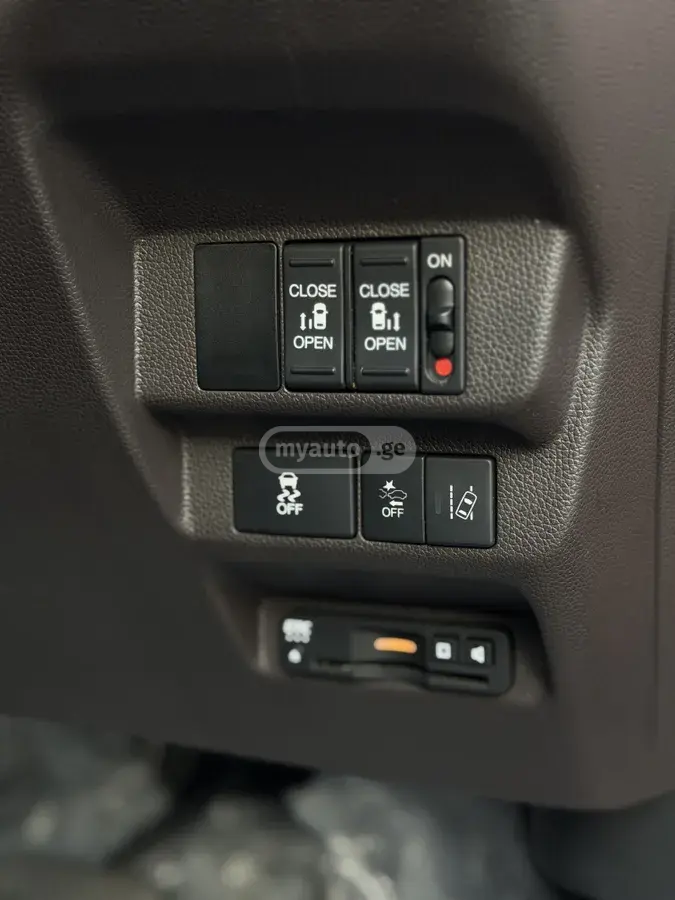 Honda Freed, миниатюра 10
