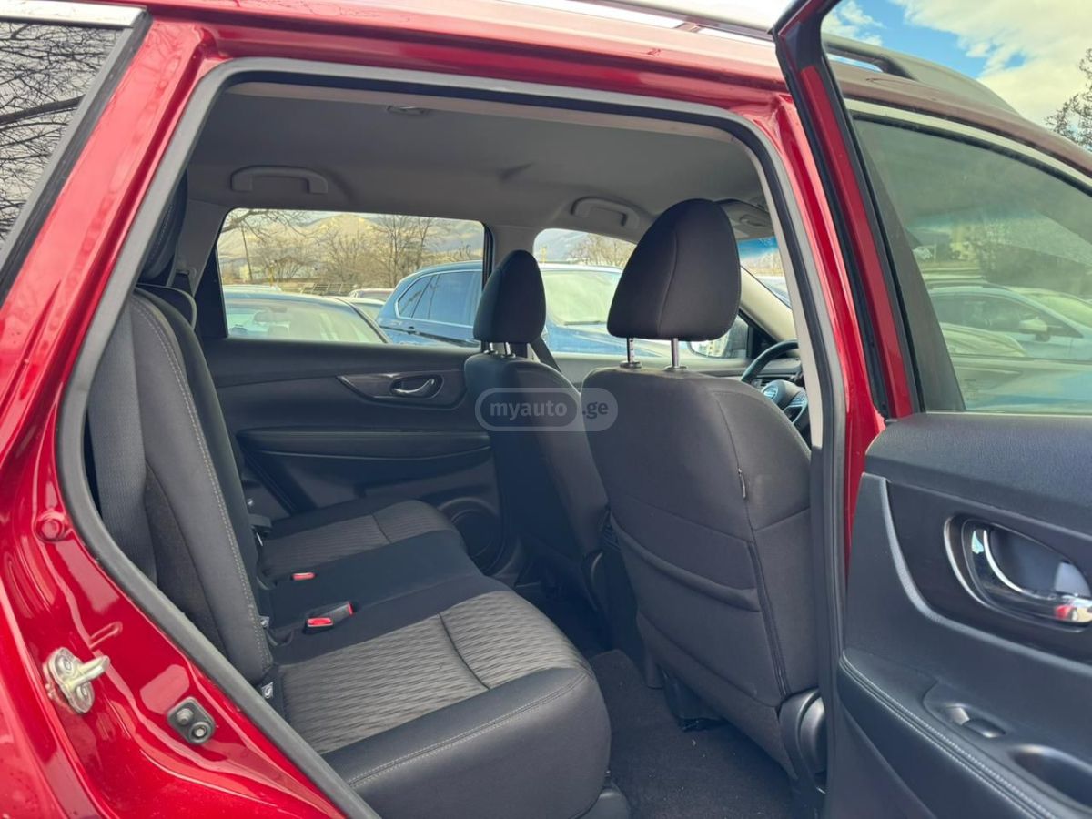 Nissan Rogue