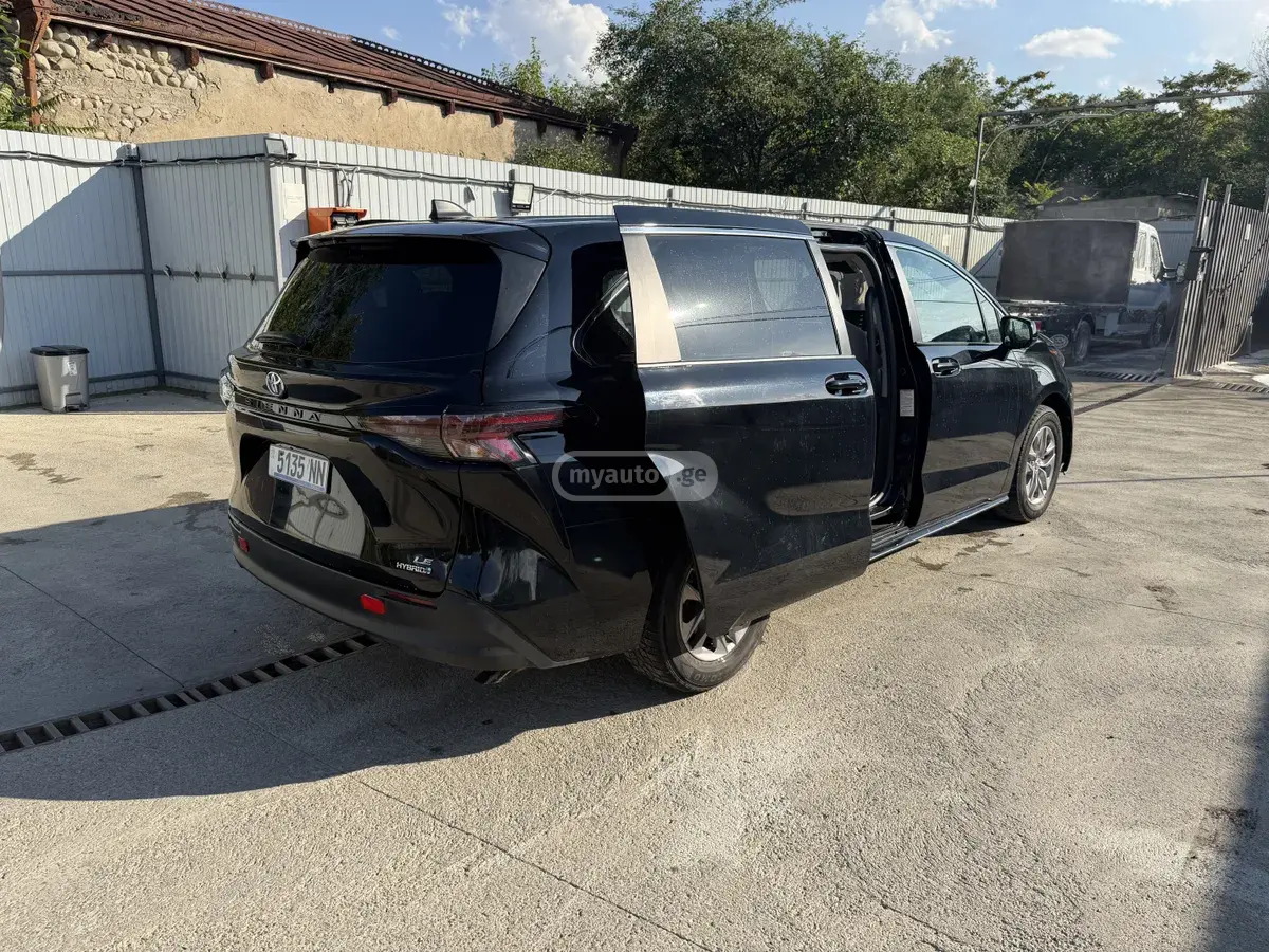 Toyota Sienna, миниатюра 10