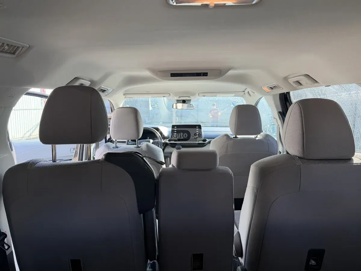 Toyota Sienna, миниатюра 15