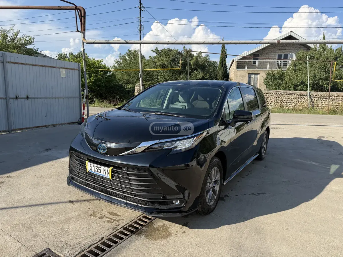 Toyota Sienna, миниатюра 2