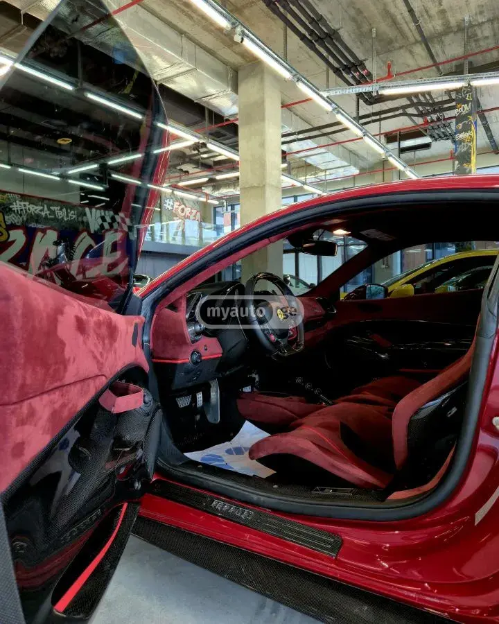 Ferrari 488 Pista 