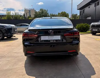 Lexus LS 500 h 