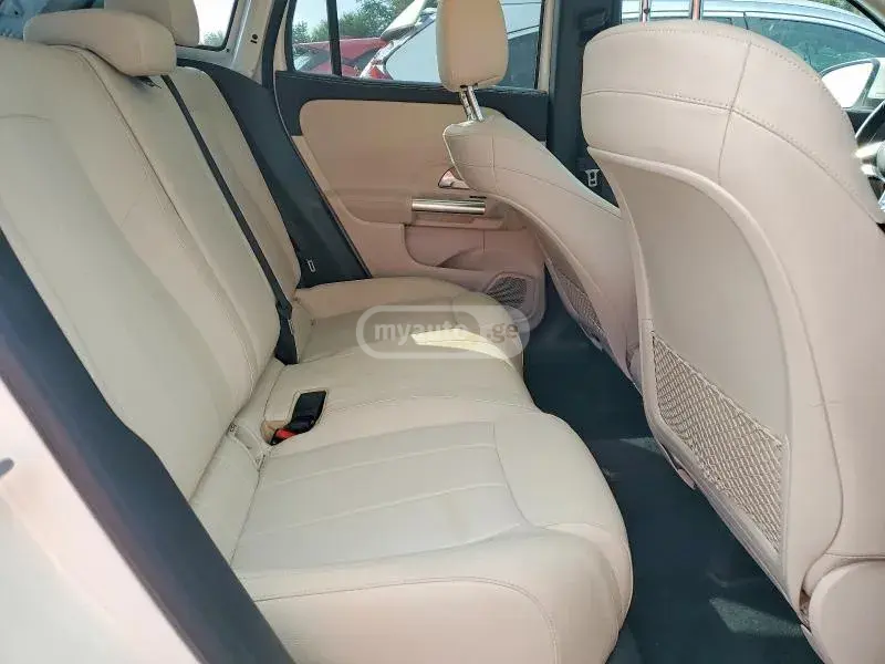 Mercedes-Benz GLA 250, миниатюра 10