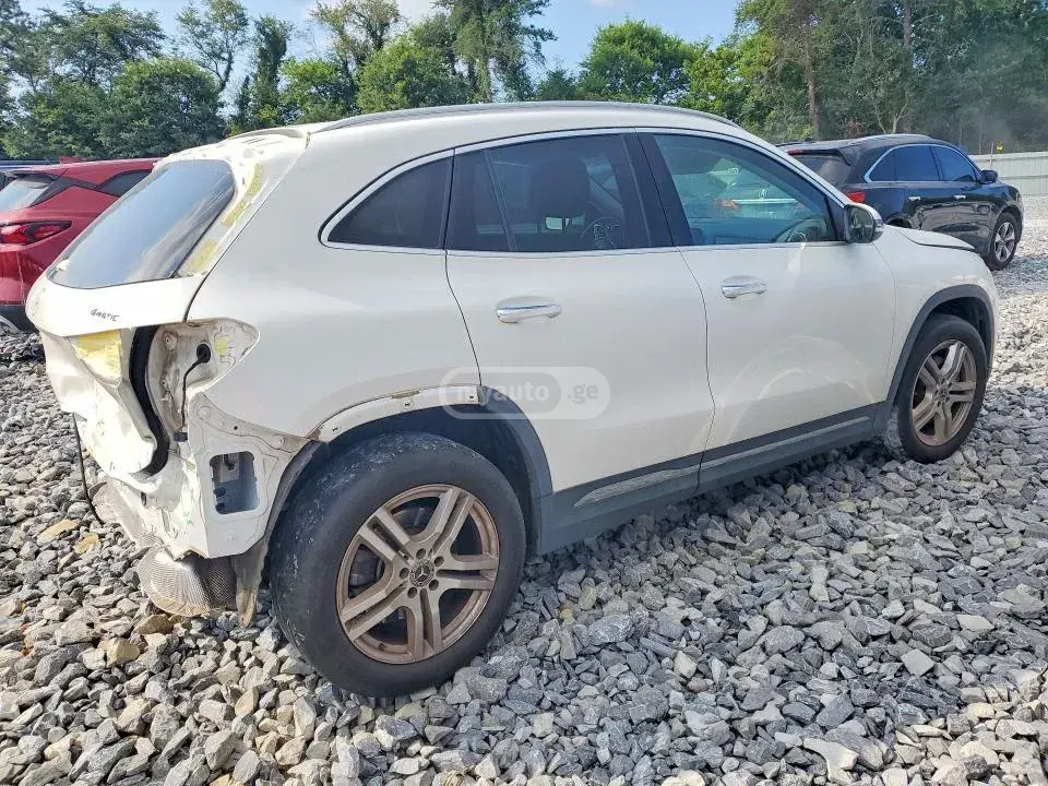 Mercedes-Benz GLA 250, миниатюра 6