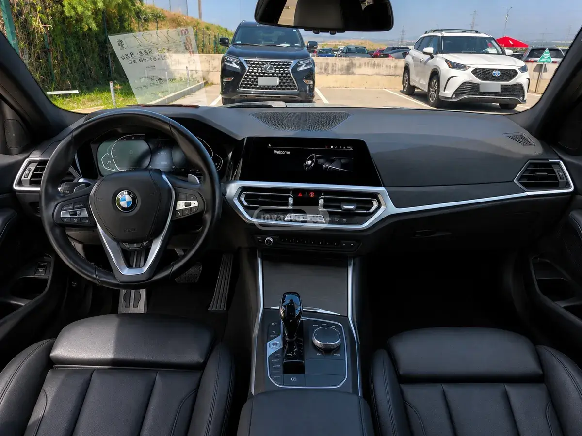 BMW 3 Series 330, миниатюра 7