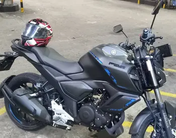 Yamaha FZS-FI