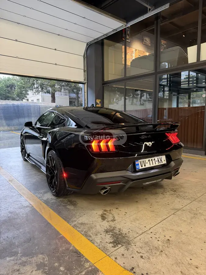 Ford Mustang, миниатюра 2