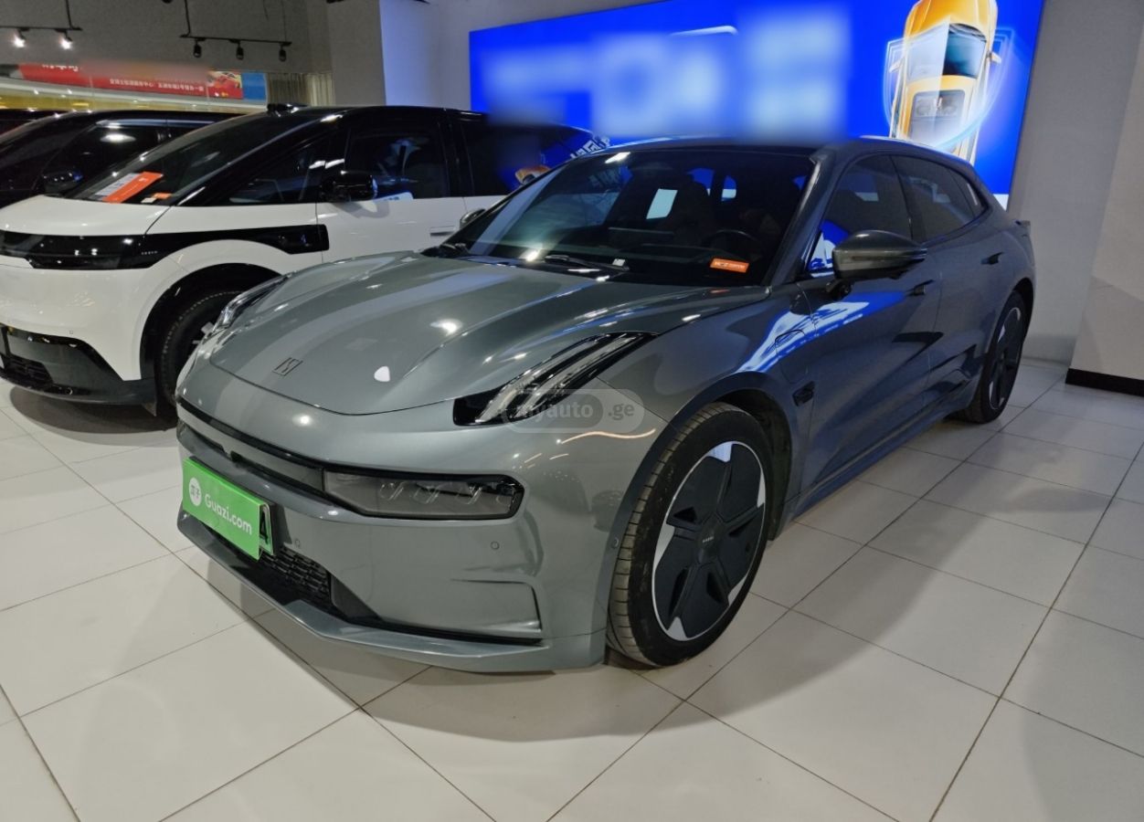 Zeekr 001
