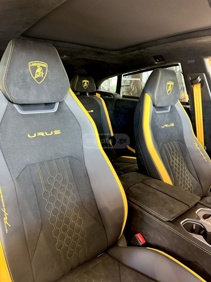 Lamborghini Urus 