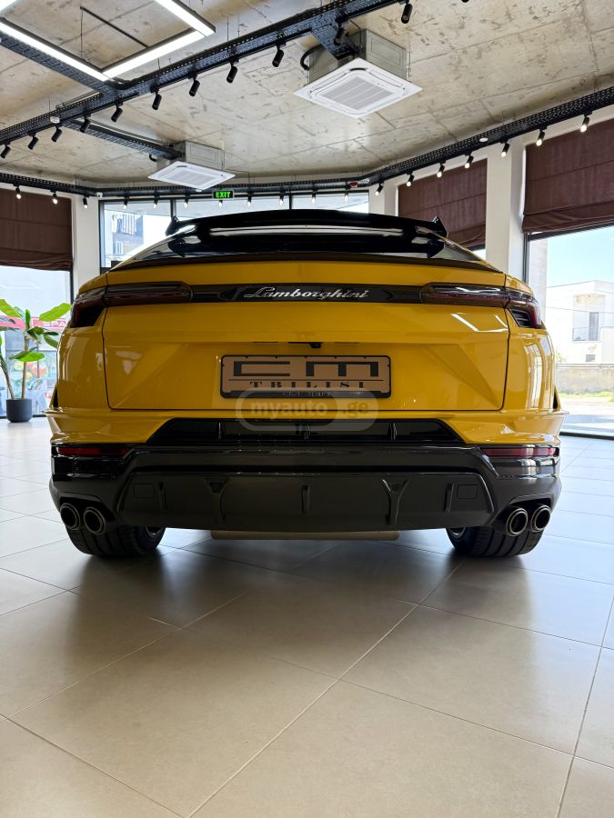 Lamborghini Urus 