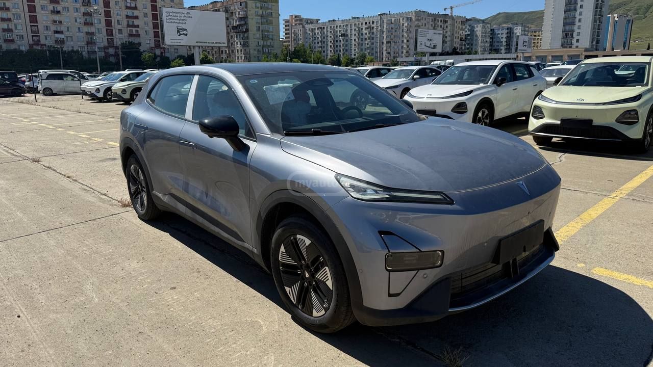 Changan Deepal Dark Blue S05