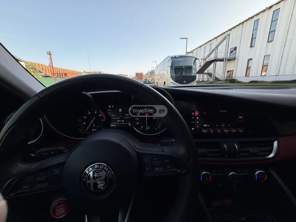 Alfa Romeo Giulia, миниатюра 10