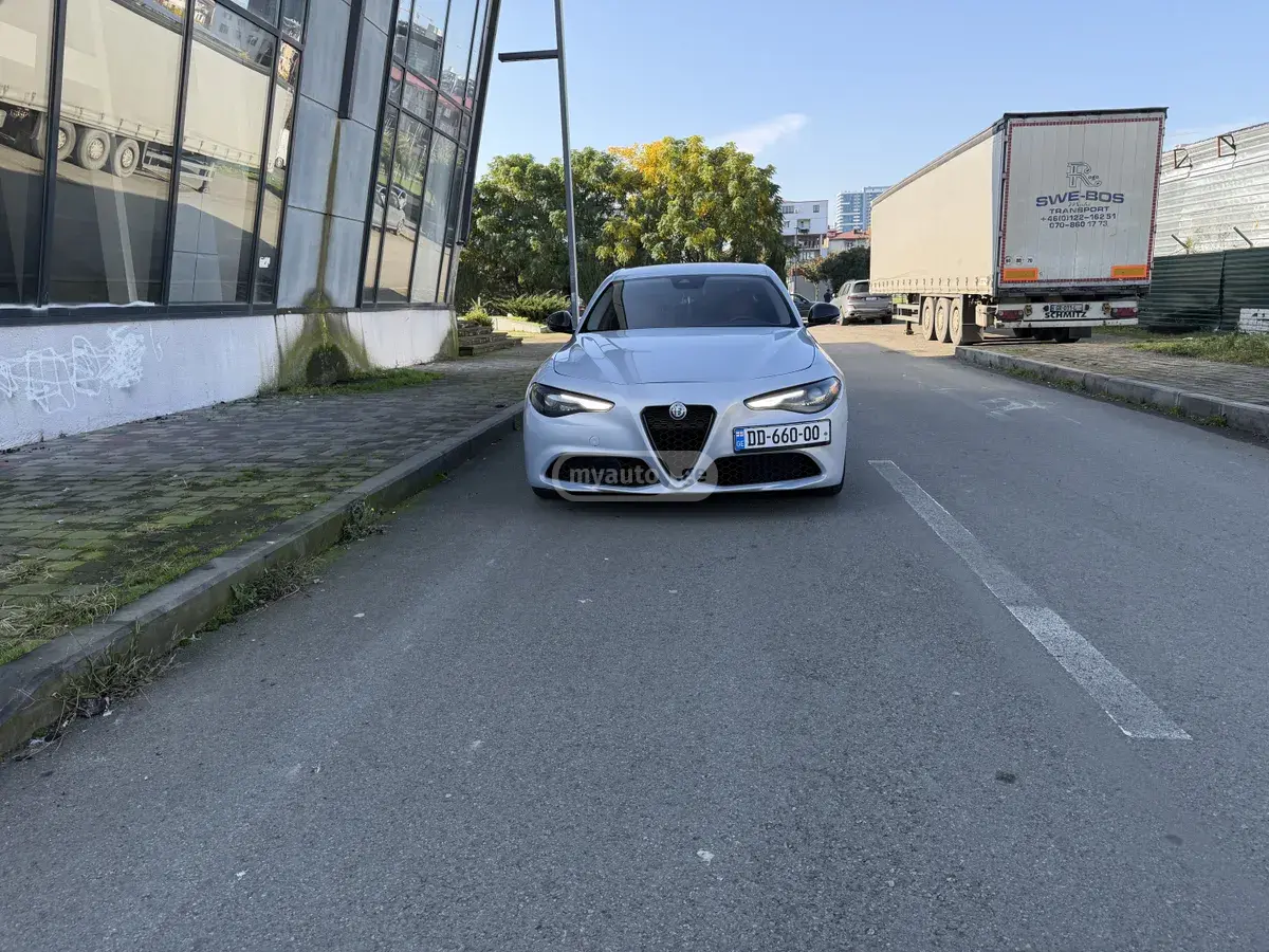 Alfa Romeo Giulia, миниатюра 3
