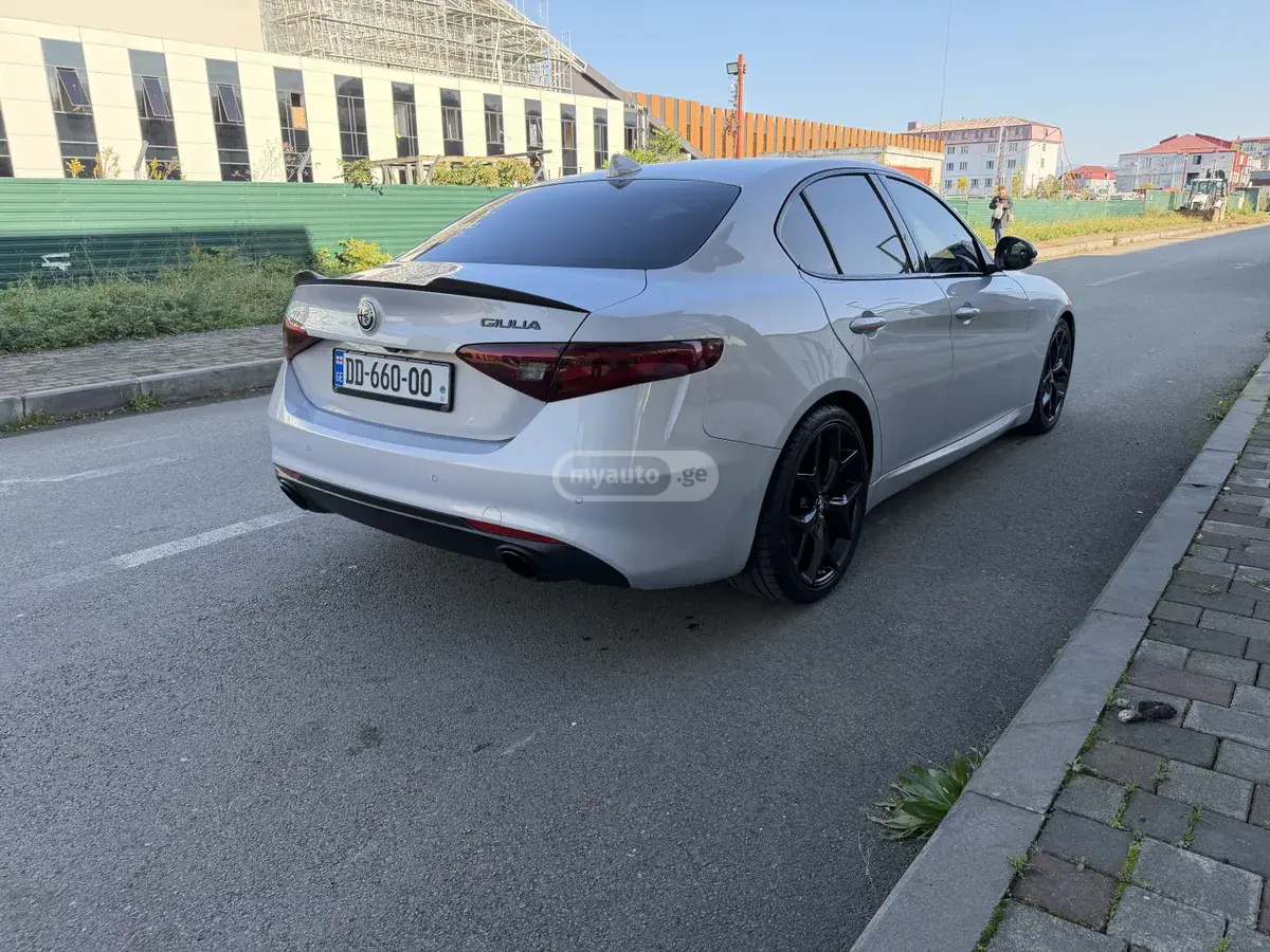 Alfa Romeo Giulia, миниатюра 5