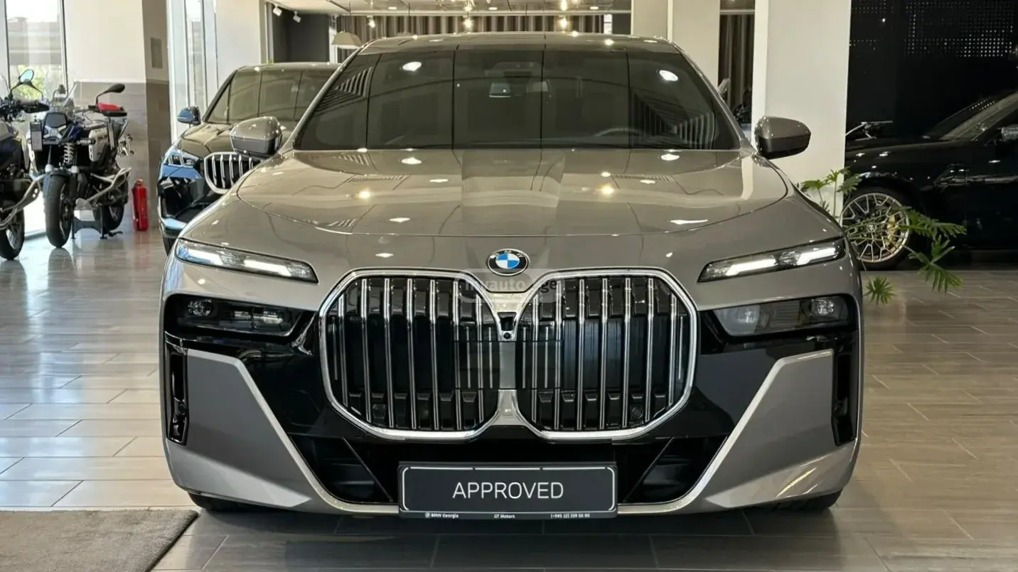 BMW 760